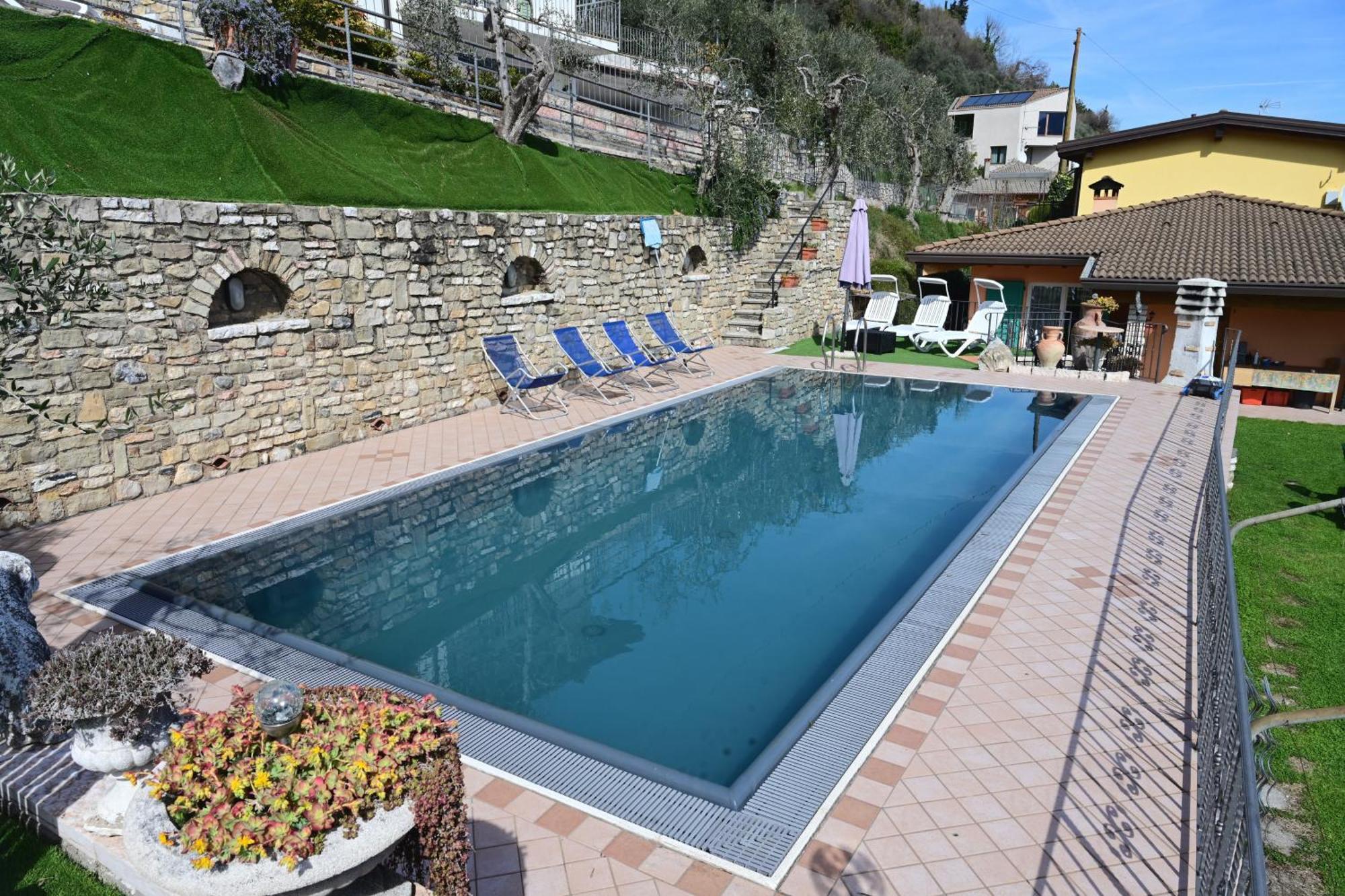 Casa Elka Residence Lake View And Pool By Garda Domus Mea Pieve  Экстерьер фото