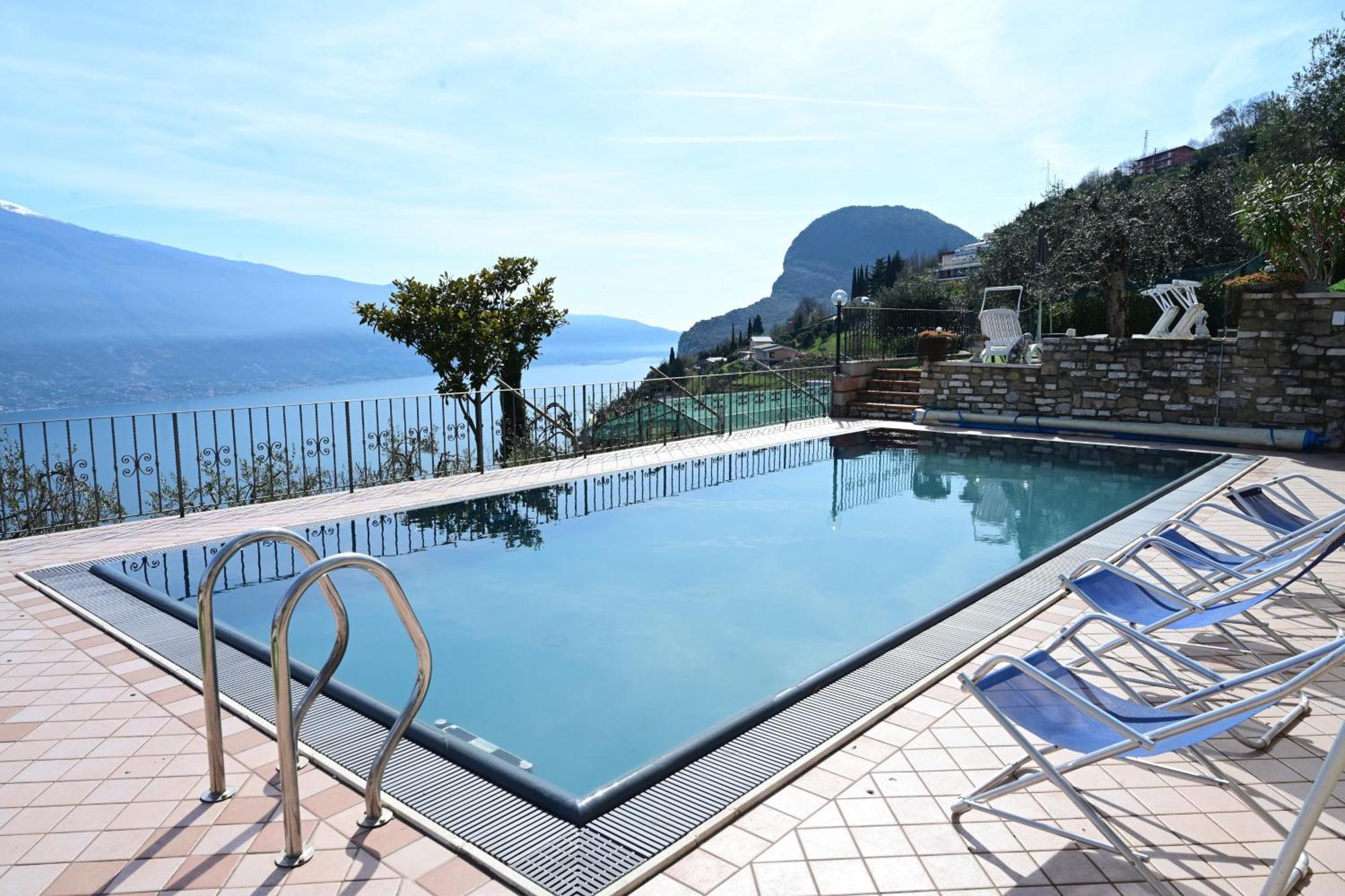 Casa Elka Residence Lake View And Pool By Garda Domus Mea Pieve  Экстерьер фото